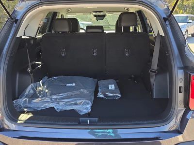 2026 Kia Sorento — photo 12 view