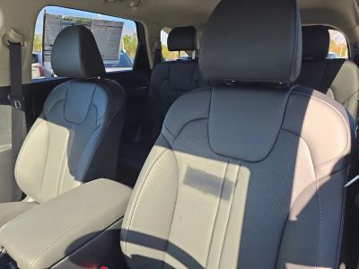 2026 Kia Sorento — photo 24 view