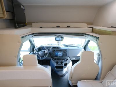 2026 Coachmen Freelander - Photo 11