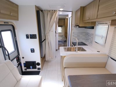 2026 Coachmen Freelander - Photo 5