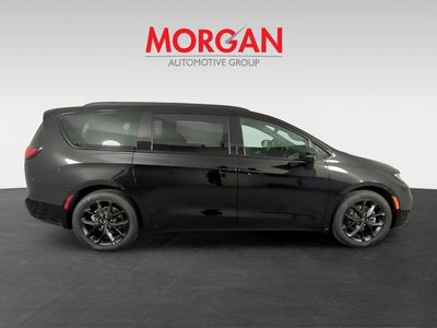 2026 Chrysler Pacifica - Photo 7