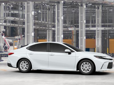 2026 Toyota Camry - Photo 15