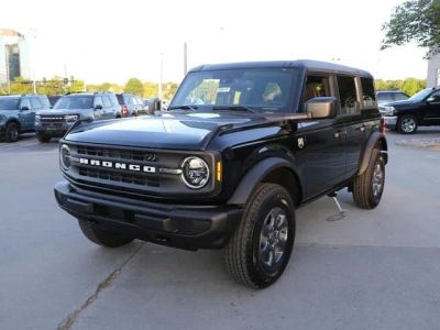 2026 Ford Bronco Big Bend in Shadow Black — front three-quarter view