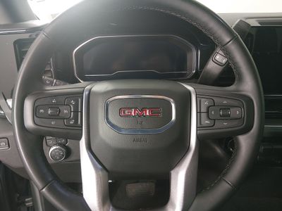 2025 GMC Sierra 1500 - Photo 12
