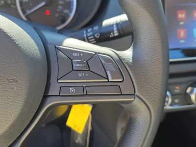 2025 Nissan Versa — photo 27 view