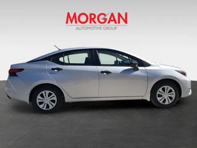 2025 Nissan Versa — photo 9 view