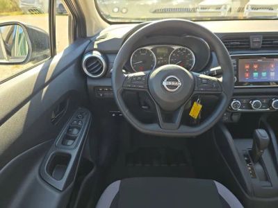2025 Nissan Versa — photo 12 view