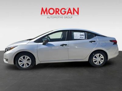 2025 Nissan Versa — detail view
