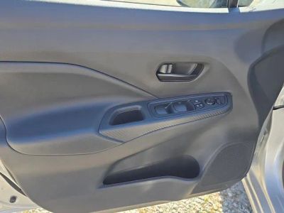 2025 Nissan Versa — photo 15 view