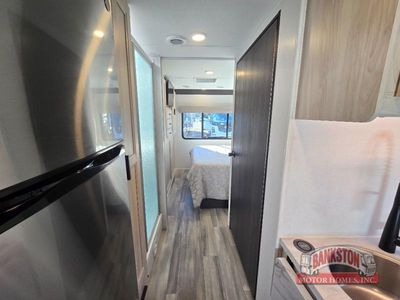 2024 Sunseeker Classic 2860DS Ford - Photo 30