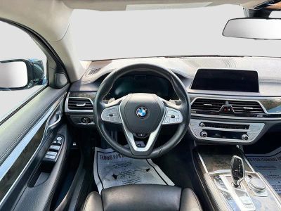 2020 BMW 7 Series — photo 18 view