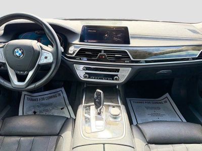 2020 BMW 7 Series — photo 20 view
