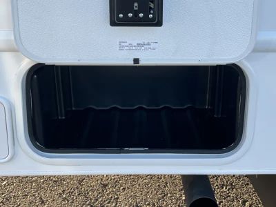 2027 Thor Motor Coach CHATEAU — photo 28 view