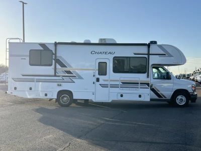 2027 Thor Motor Coach CHATEAU — photo 25 view