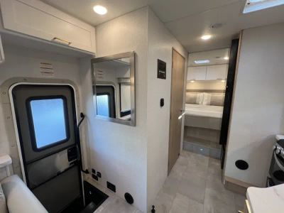 2027 Thor Motor Coach CHATEAU — photo 16 view