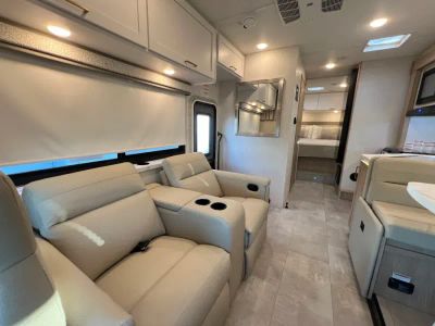 2027 Thor Motor Coach CHATEAU — photo 14 view