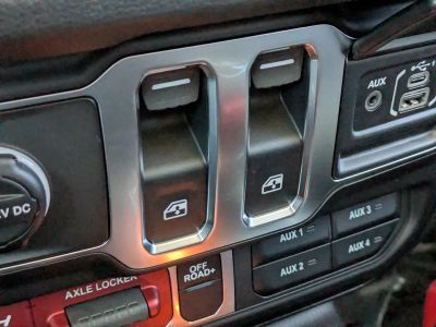 2026 Jeep Wrangler — photo 15 view