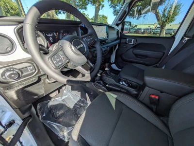 2026 Jeep Wrangler — photo 12 view