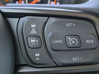 2026 Jeep Wrangler — photo 17 view