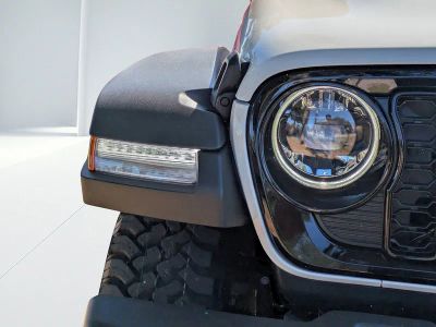 2026 Jeep Wrangler — photo 8 view