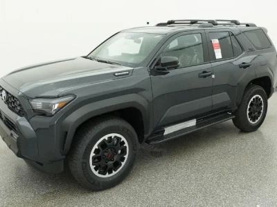2026 Toyota 4Runner i-FORCE MAX - Photo 2