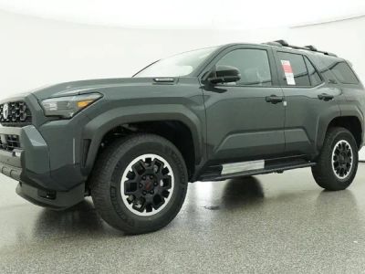 2026 Toyota 4Runner i-FORCE MAX - Photo 21