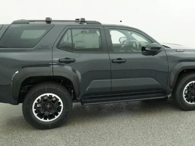 2026 Toyota 4Runner i-FORCE MAX - Photo 4