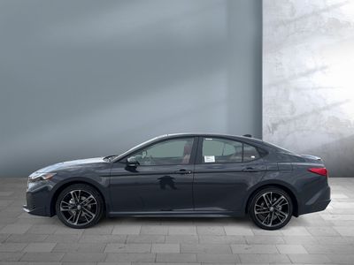 2026 Toyota Camry - Photo 3