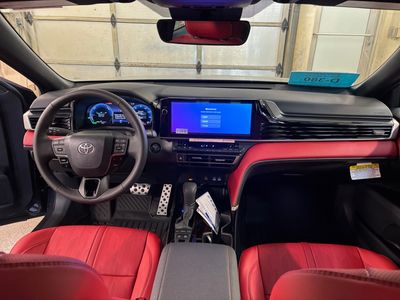 2026 Toyota Camry - Photo 22