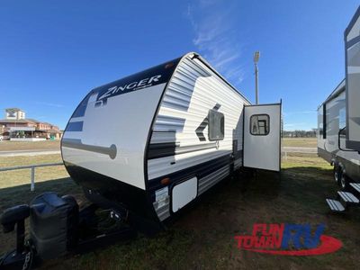 2023 CrossRoads RV Zinger - Photo 5