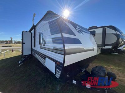 2023 CrossRoads RV Zinger - Photo 1