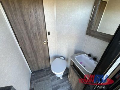2023 CrossRoads RV Zinger - Photo 42