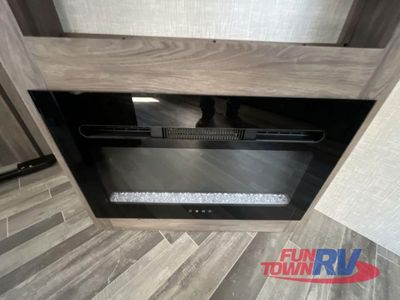 2023 CrossRoads RV Zinger - Photo 32