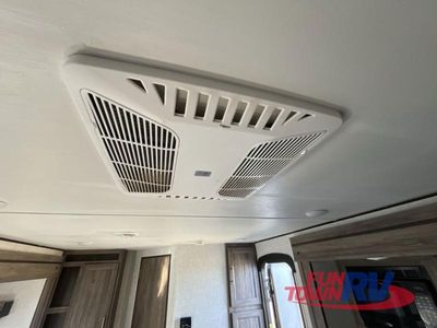 2023 CrossRoads RV Zinger - Photo 29