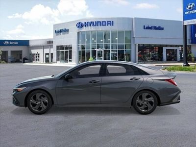 2026 Hyundai Elantra - Photo 3