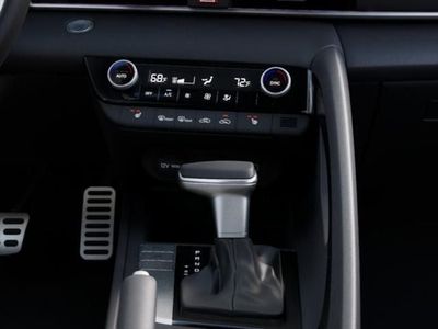 2026 Hyundai Elantra - Photo 16