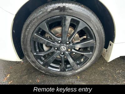 2017 Nissan Altima 2.5 SR - Photo 11