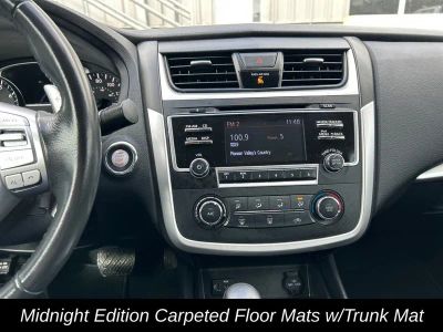 2017 Nissan Altima 2.5 SR - Photo 19