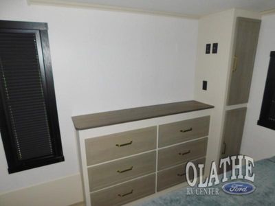 2026 Forest River RV Wildwood Heritage Glen — photo 39 view
