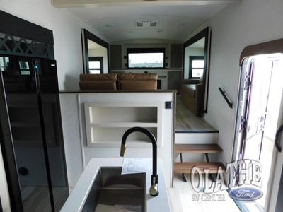 2026 Forest River RV Wildwood Heritage Glen — photo 18 view