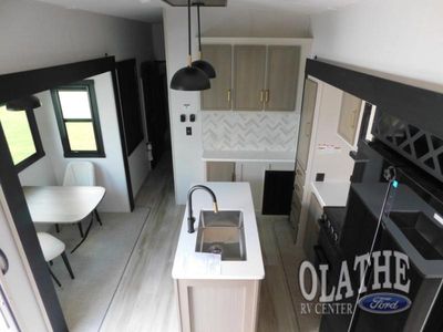 2026 Forest River RV Wildwood Heritage Glen — photo 25 view