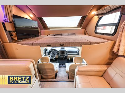 2021 Thor Motor Coach Magnitude - Photo 10
