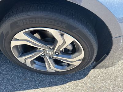 2020 Honda Accord - Photo 2