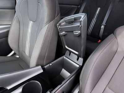 2026 Hyundai Elantra Hybrid — photo 37 view