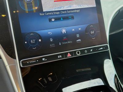 2024 Mercedes-Benz GLC — photo 12 view