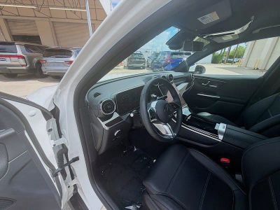 2024 Mercedes-Benz GLC — photo 7 view