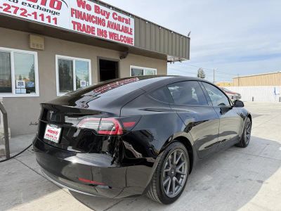 2021 Tesla Model 3 - Photo 3