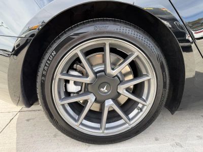 2021 Tesla Model 3 - Photo 9