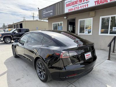2021 Tesla Model 3 - Photo 5