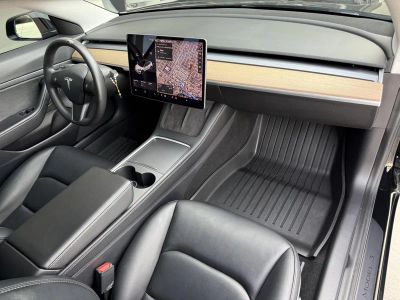 2021 Tesla Model 3 - Photo 14